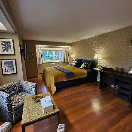 Le Manoir * Bruyeres